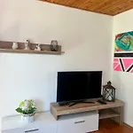 Roda S Vnitrni Saunou 펜션 Rabyne