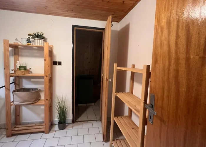 Roda S Vnitrni Saunou