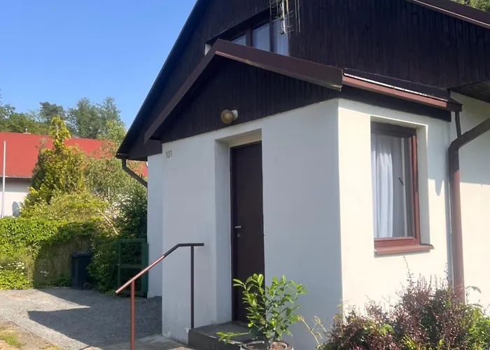 Roda S Vnitrni Saunou