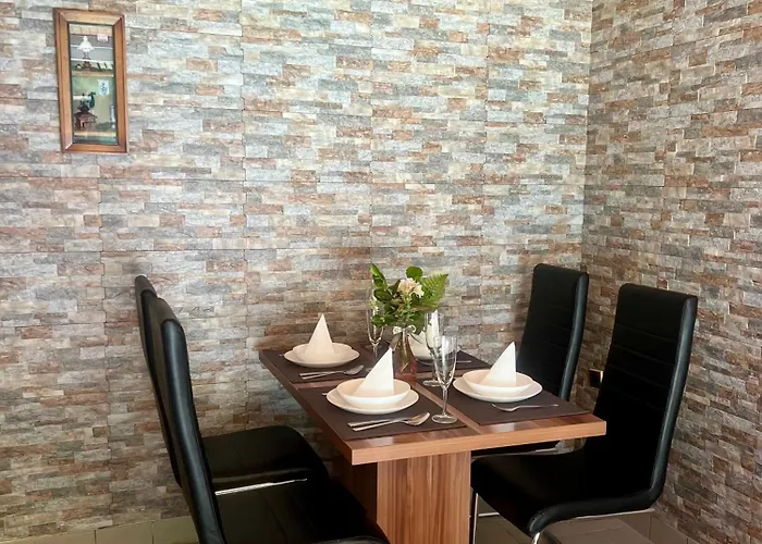 Roda S Vnitrni Saunou 別荘