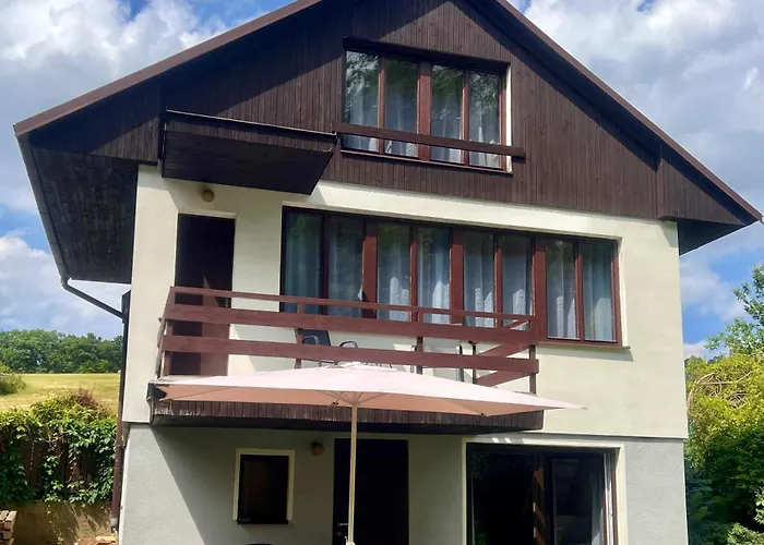 Roda S Vnitrni Saunou